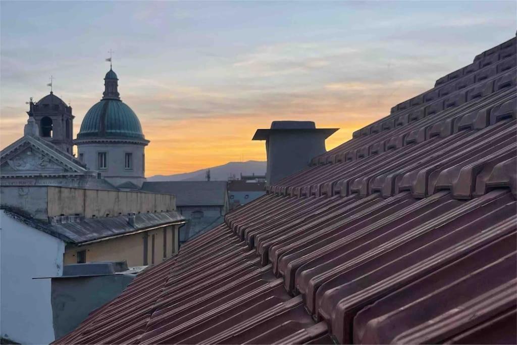 Hulu Apartment Savona Exterior foto