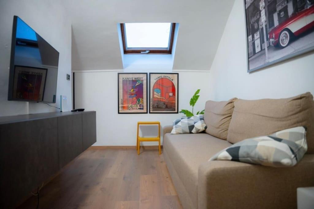 Hulu Apartment Savona Exterior foto