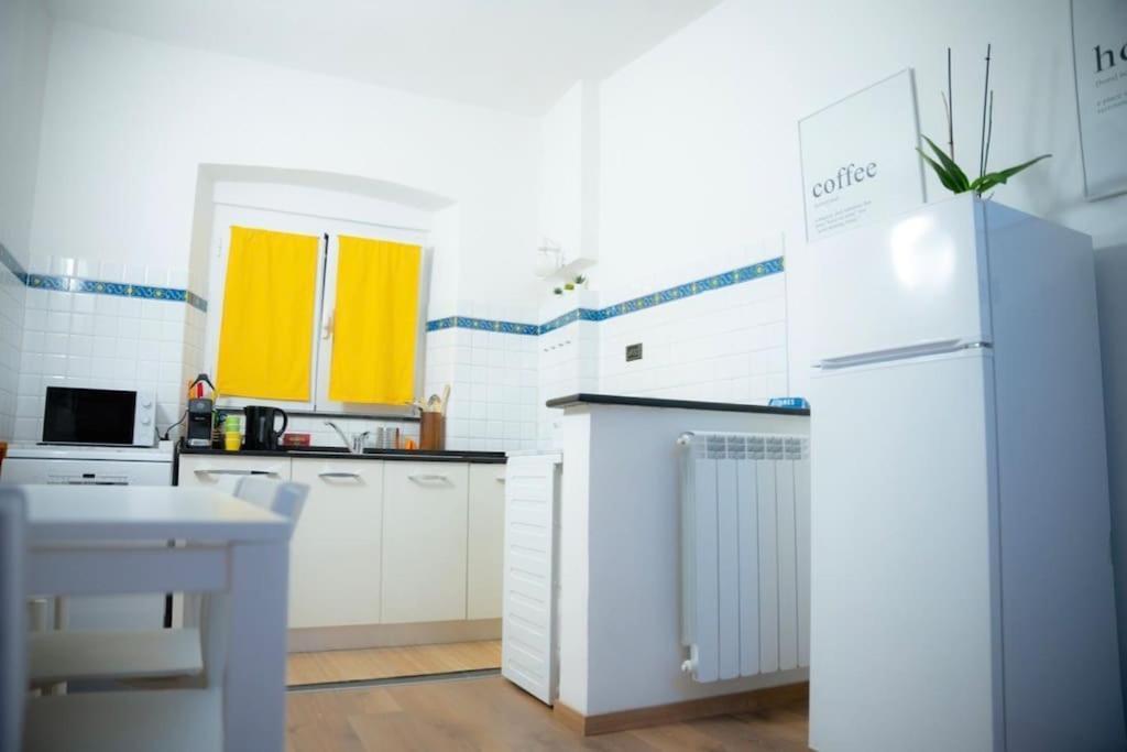 Hulu Apartment Savona Exterior foto